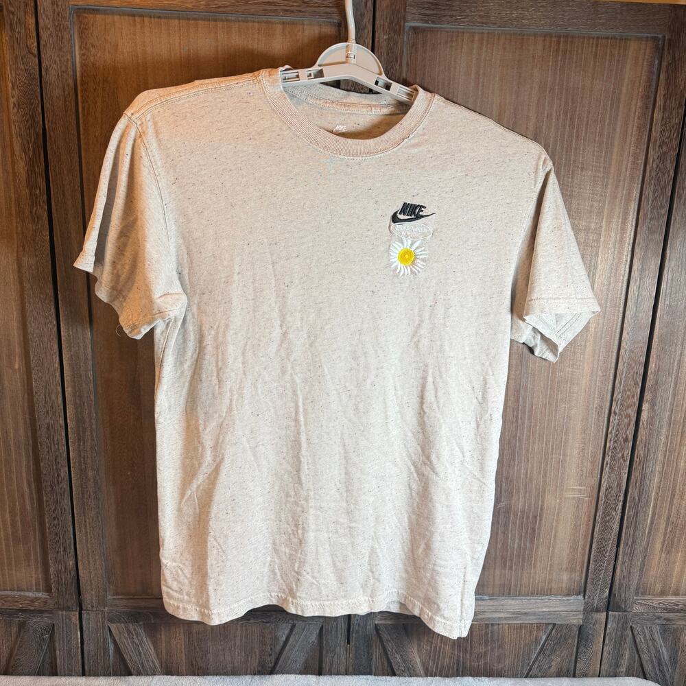 Nike Have A Nike Day Daisy Embroidered Tee Oatmeal Speckled Shirt Men's Small